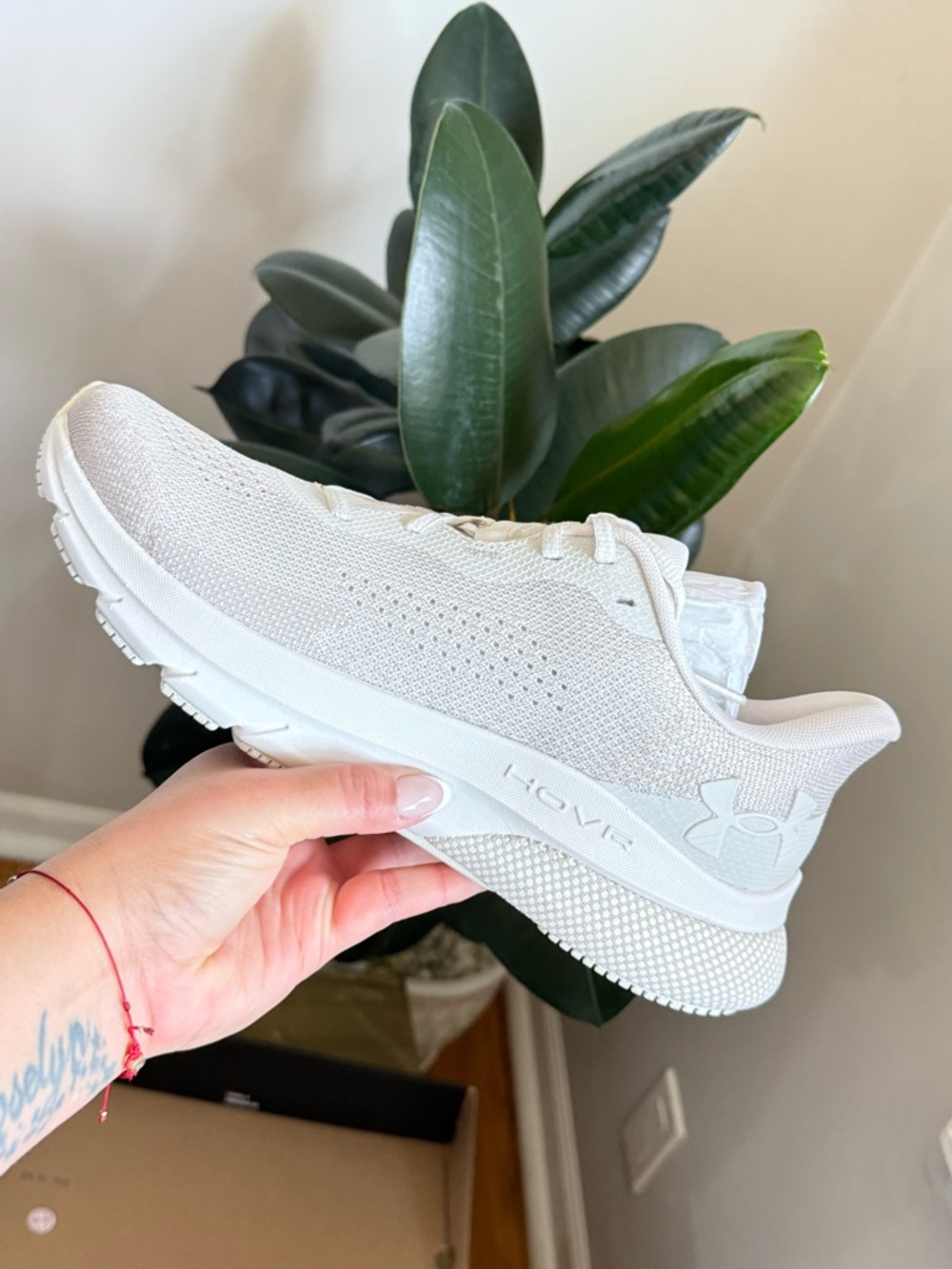 Under Armour  HOVR 2Running Shoe - NWT